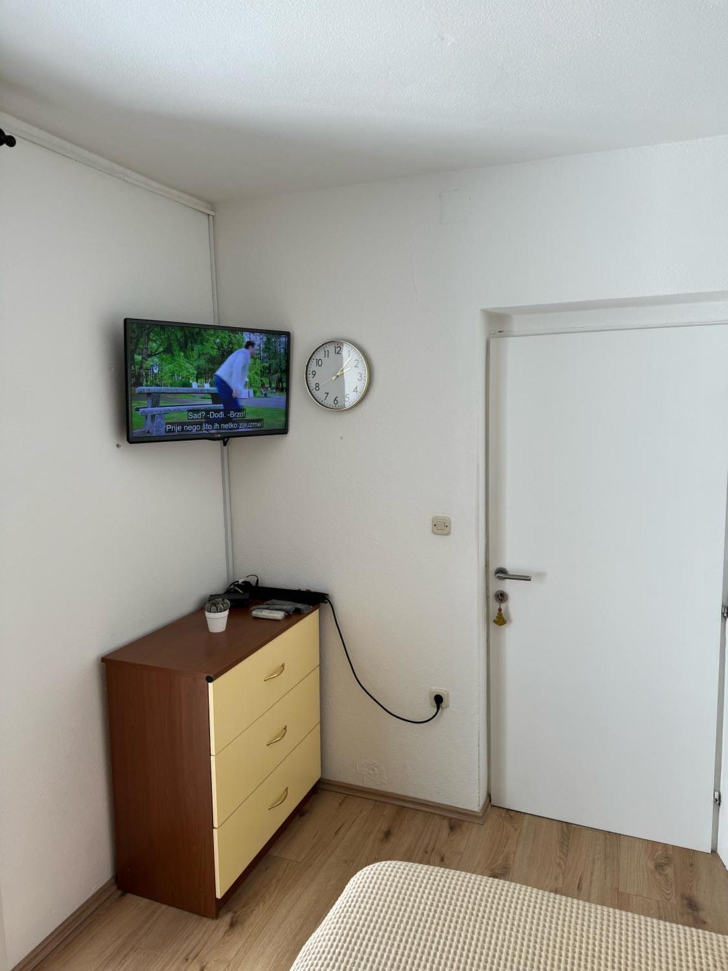 Apartmani Komparic Baška Voda المظهر الخارجي الصورة